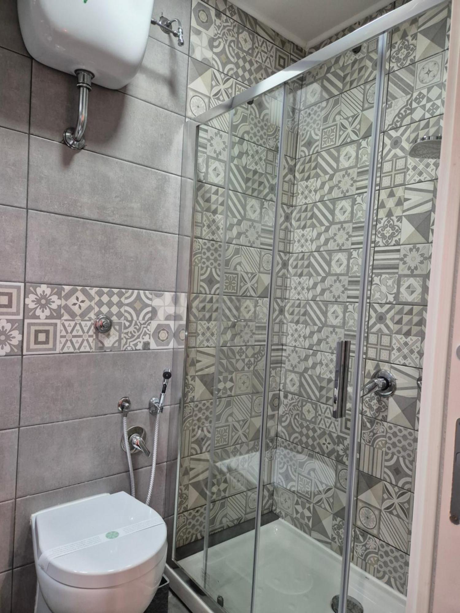 Clale Rooms Naples Extérieur photo